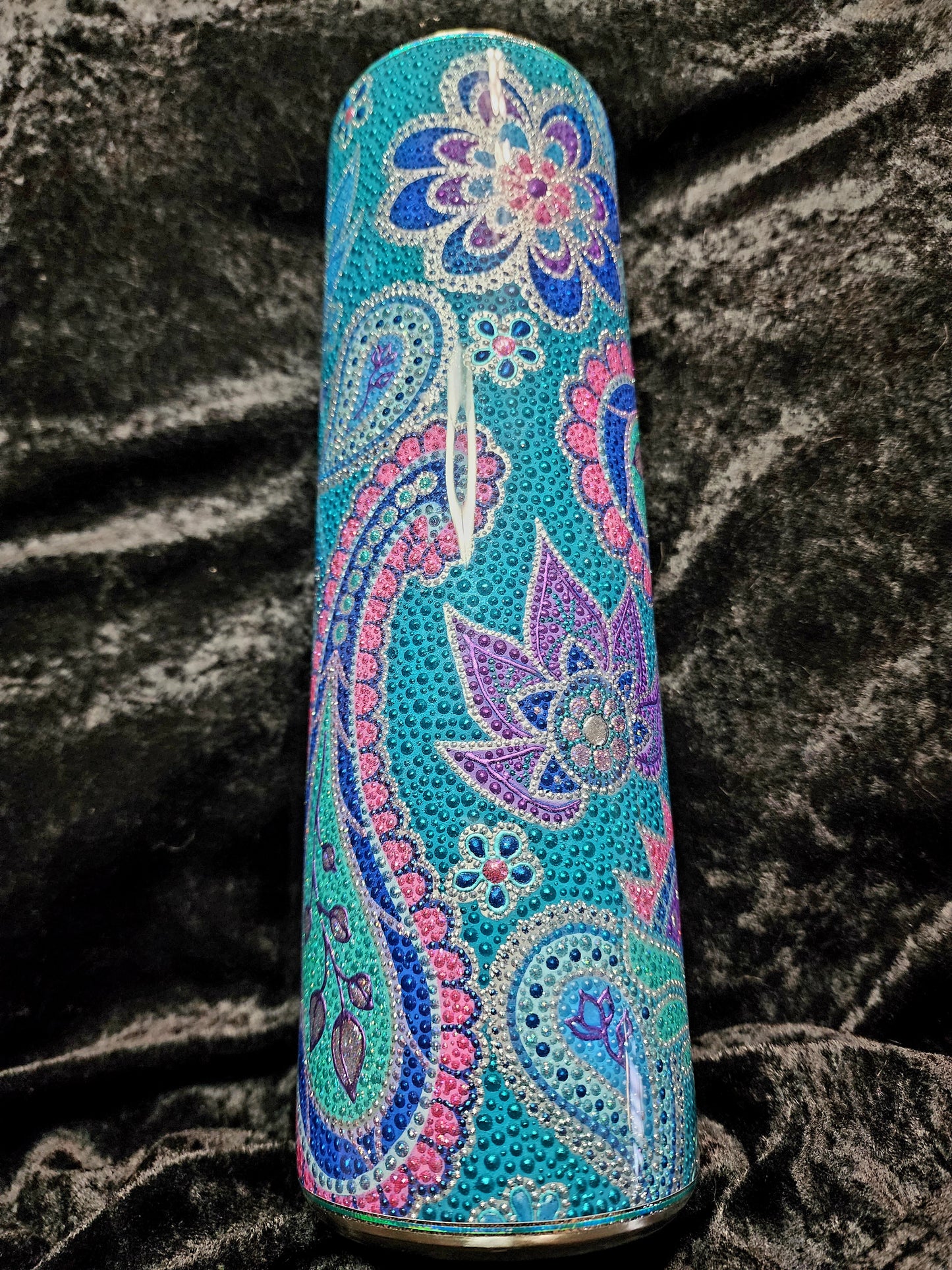 Twisted Dots Paisley