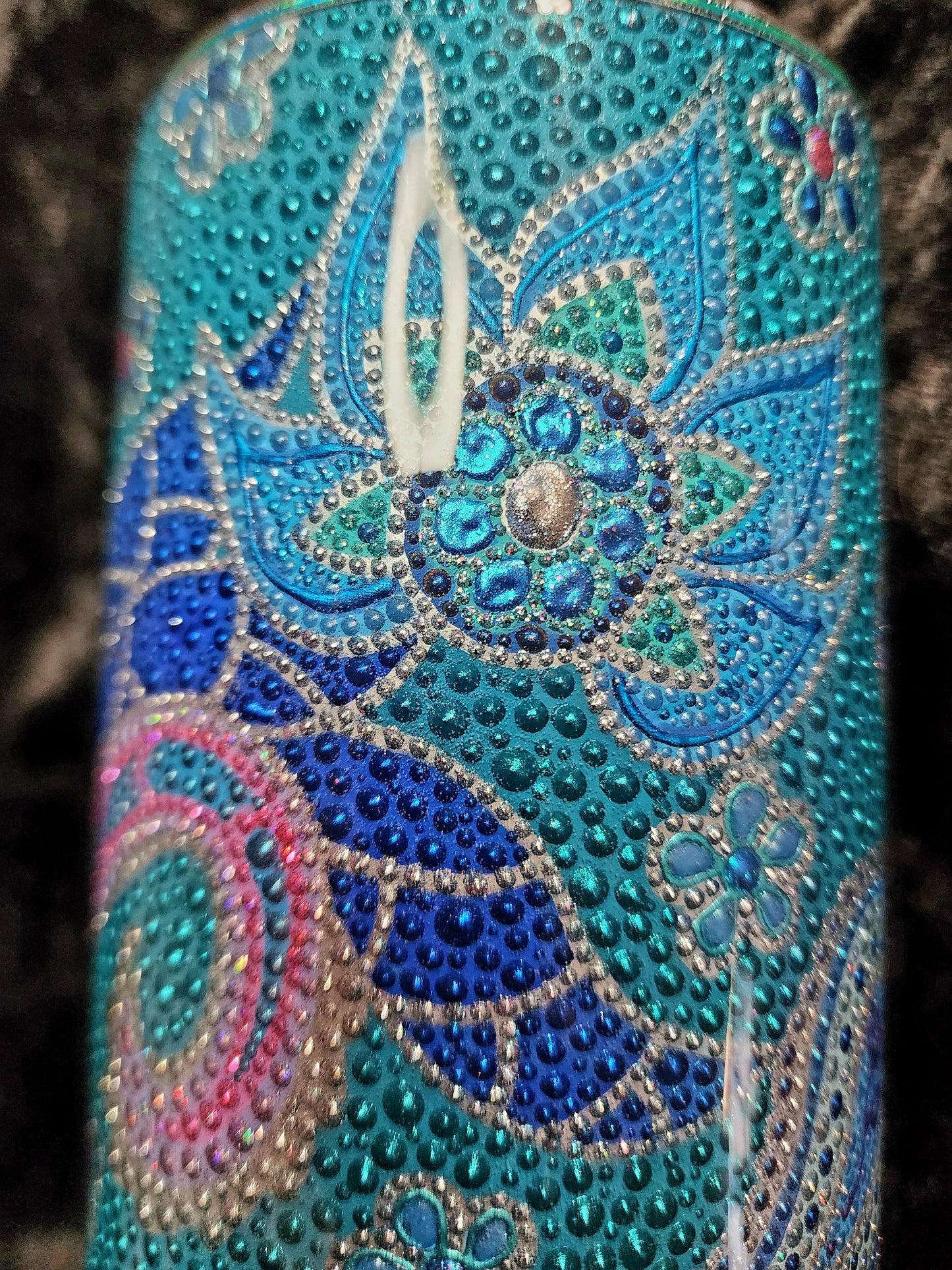 Twisted Dots Paisley