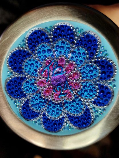 Twisted Dots Paisley