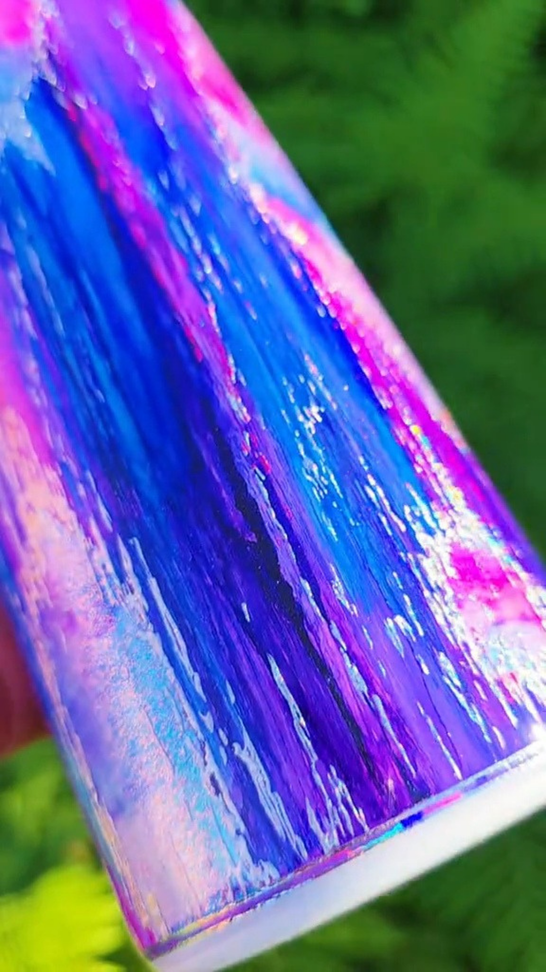 Twisted Ink Woodgrain Glitter Peekaboo