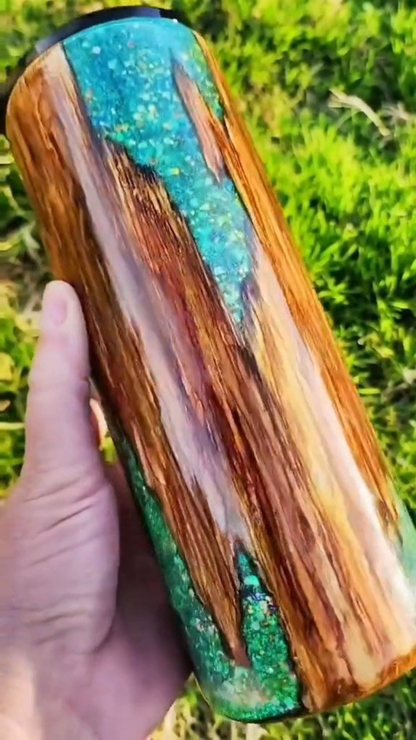 Twisted Ink Woodgrain Glitter Peekaboo