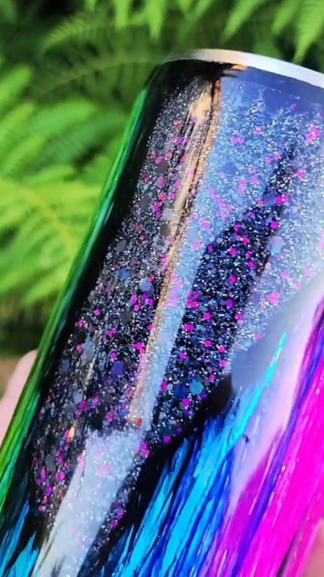 Twisted Ink Woodgrain Glitter Peekaboo